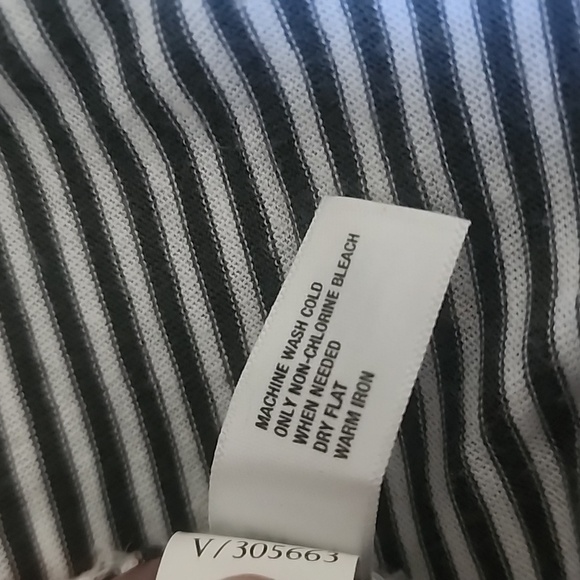 GAP Short Sleeve Knit Striped Cardigan - Picture 4 of 9